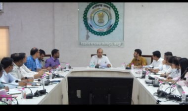 आमजनों को स्वमेव पौधरोपण और उसकी सुरक्षा के लिए प्रेरित करें: कलेक्टर डॉ भुरे