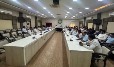 गैस सिलेण्डर की डिलीवरी के साथ उपभोक्ता को रसीद भी उपलब्ध कराएं कंपनियां