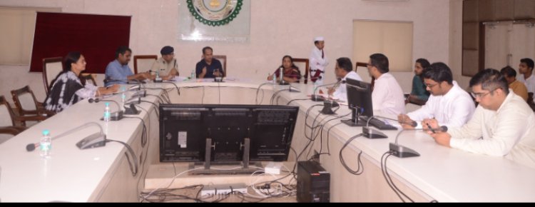 जमीनी स्तर के कर्मचारी अब व्हाट्सएप ग्रुप के माध्यम से जुड़ेंगे आम नागरिकों से सीधे