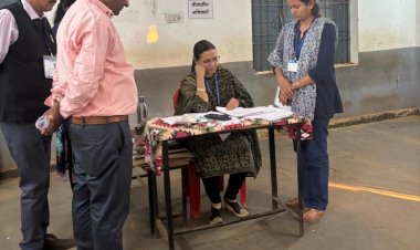 सामान्य प्रेक्षक ने मतदान दिवस पर मतदान केन्द्रों का किया सघन निरीक्षण