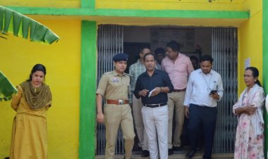 कलेक्टर डॉ. गौरव सिंह का अभनपुर ब्लॉक में सघन निरीक्षण, स्वास्थ्य सेवाओं और योजनाओं की समीक्षा