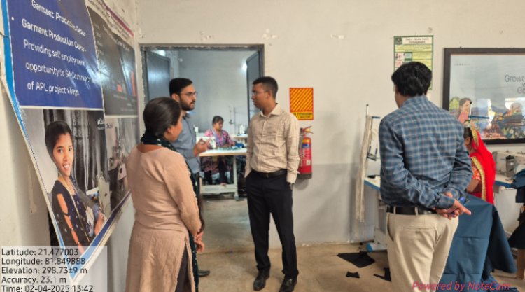 जिला पंचायत सीईओ श्री कुमार विश्वरंजन ने ग्राम पंचायत तुलसी नेवरा में पंचायत भवन का किया निरीक्षण