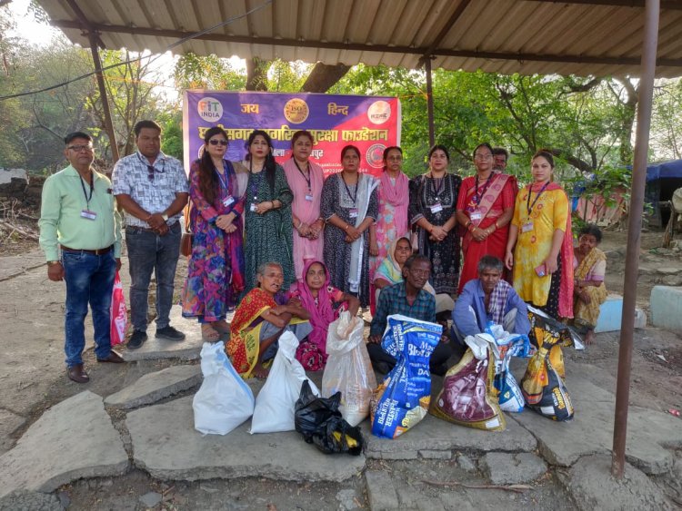 छत्तीसगढ़ नागरिक सुरक्षा फाउंडेशन द्वारा कुष्ठ रोगी बस्ती में राशन वितरण किया।